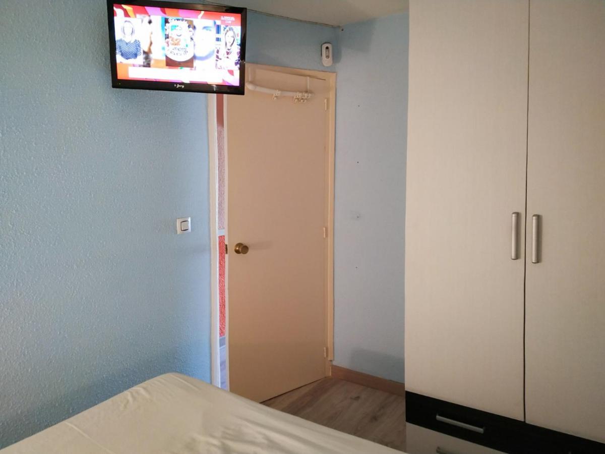 Sunflat Holidays Vila Beach Economic Aparment Кембрилс Екстериор снимка