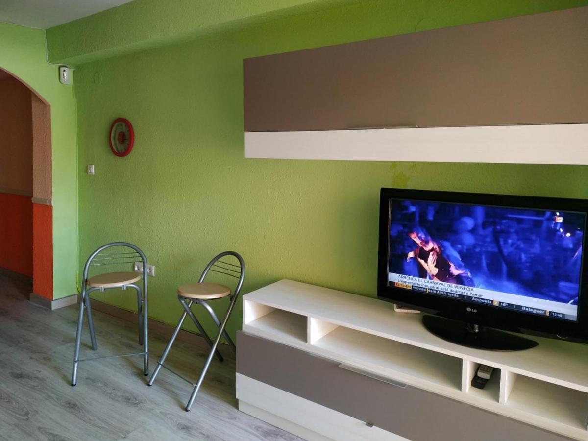 Sunflat Holidays Vila Beach Economic Aparment Кембрилс Екстериор снимка